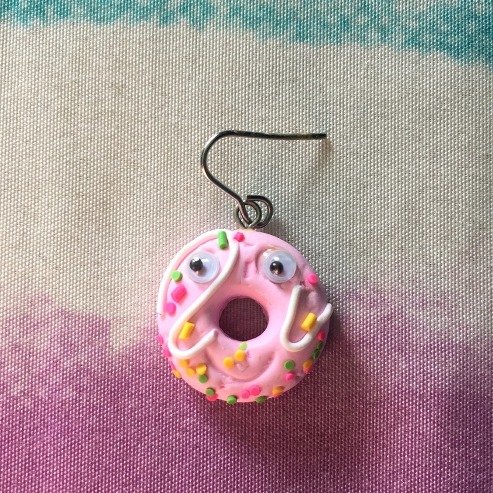 Dangly earring